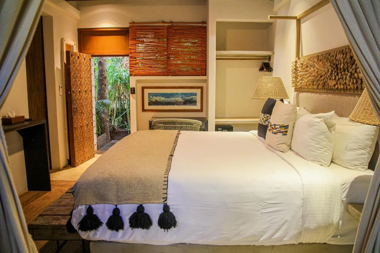 Orchid House Tulum Jungle Otel