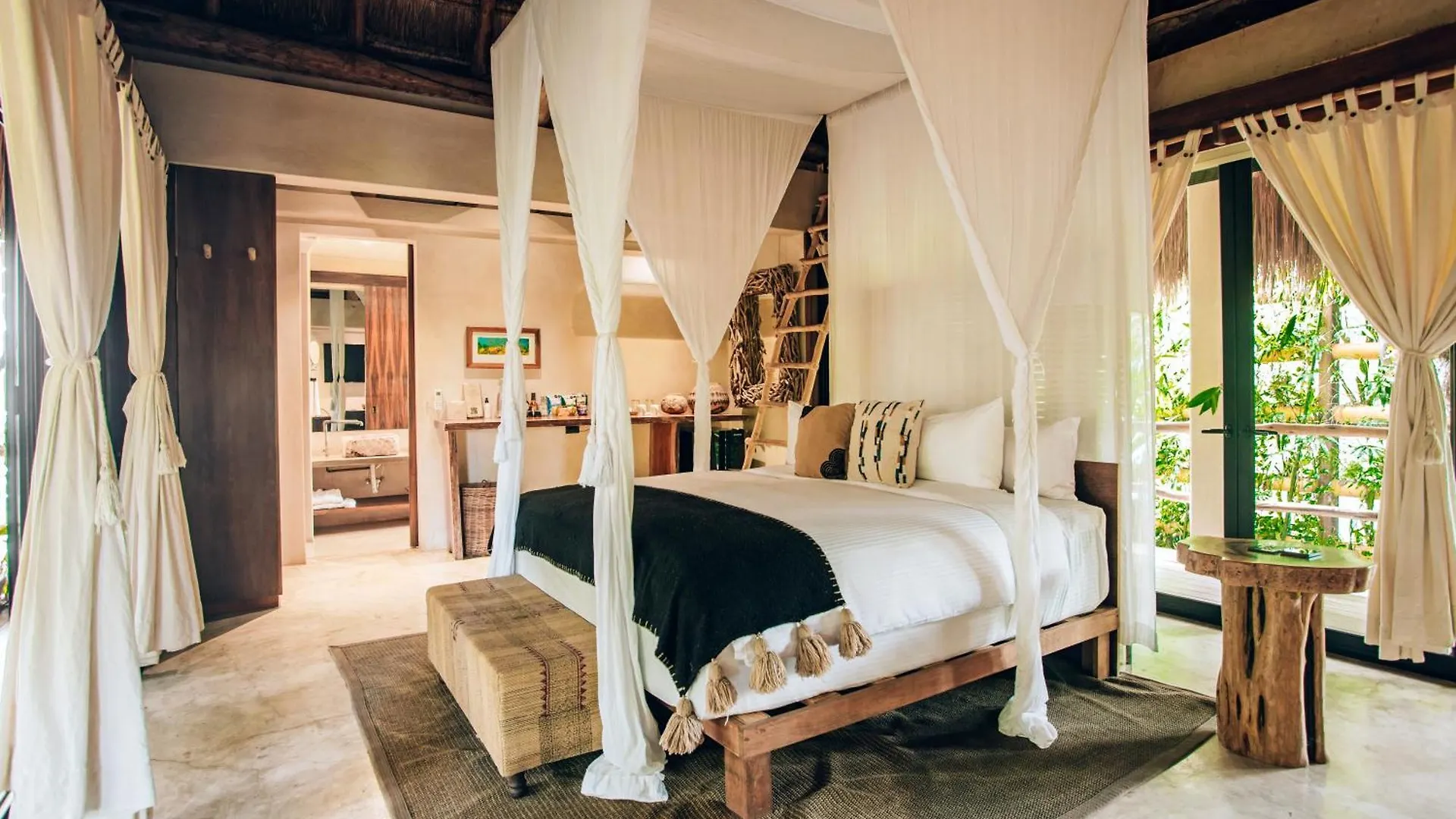Orchid House Tulum Jungle Hotel